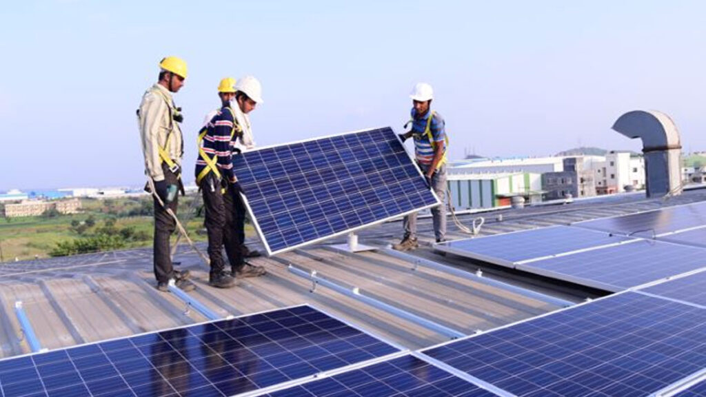 Best 5 Solar Stocks for 2030: सोलर एनर्जी के शेयर बना देंगे करोड़पति, जानें कब करे निवेश